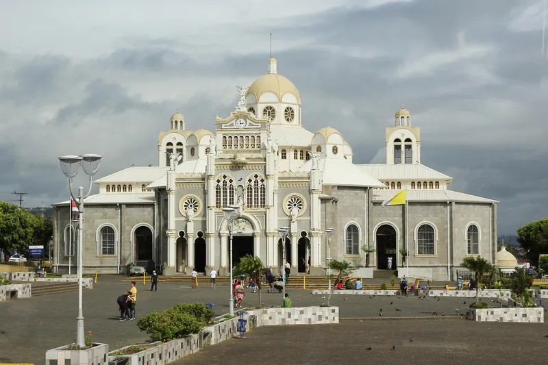 La Basílica de los Ángeles en Cartago