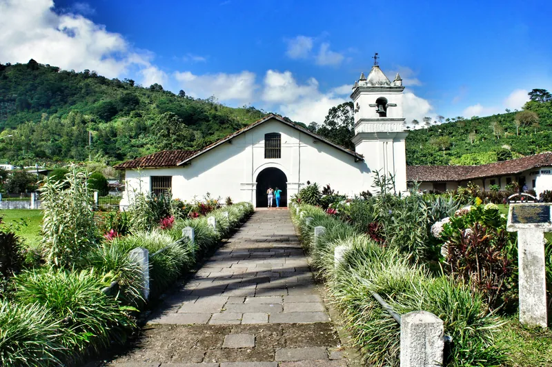 La Iglesia de San José de Orosi