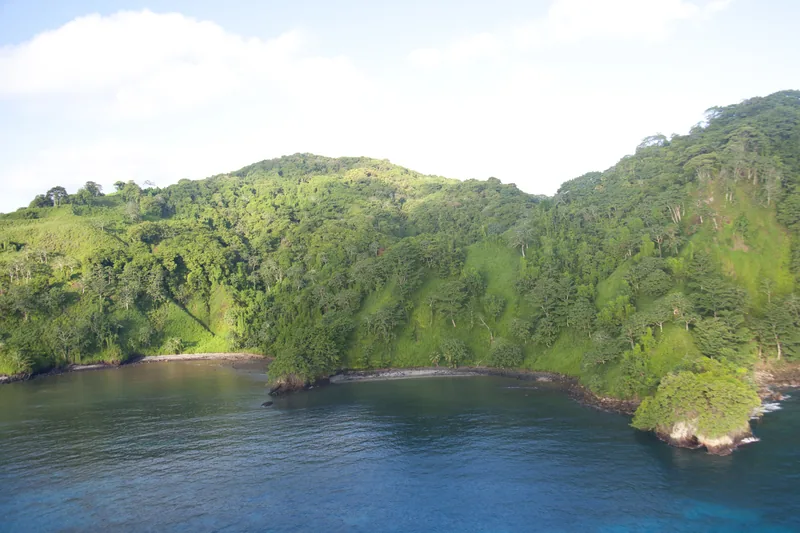 La Isla del Coco desde el aire